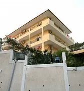Alonakia Hotel