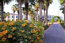 Sandy Beach Hotel & Resort 3*