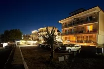 Pinkovi Family Hotel