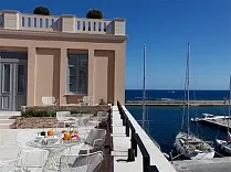 Ambassador Residence Boutique Hotel