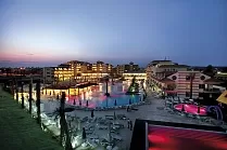 Grand Pearl Beach Hotel&Spa