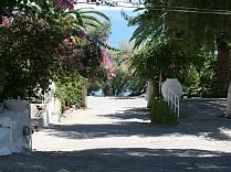 Douka Hotel Apartments