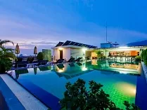 77 PATONG HOTEL & SPA