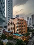 Golden Tulip Mandison