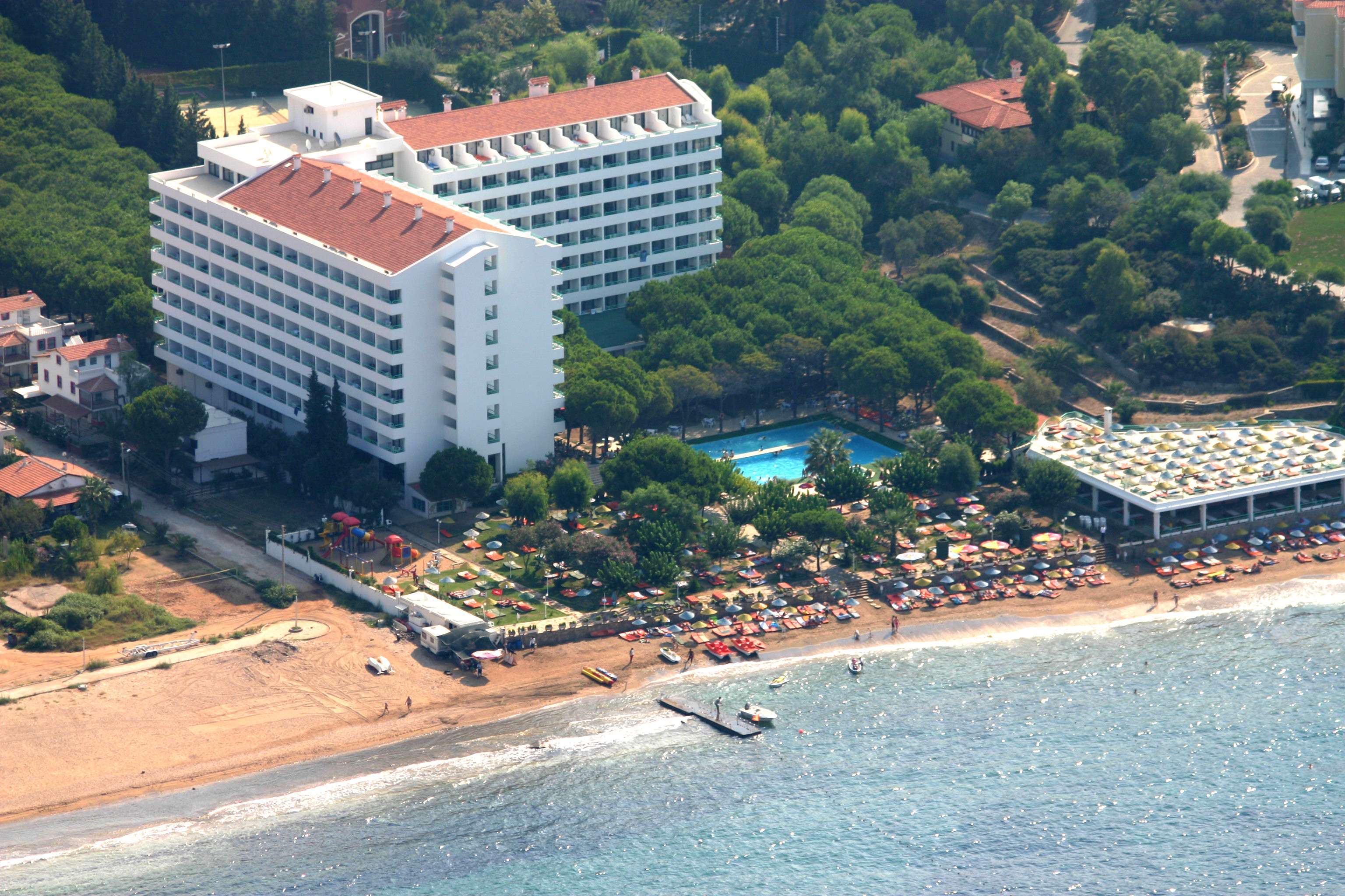 Grand efe hotel 4. Grand Efe 4 Турция Кушадасы. Grand Efe 4*. Grand Efe Hotel 1 ночь. Club Yali Hotels & Resort.